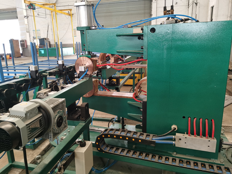 變壓器片式散熱器生產線 變壓器片式散熱器生產線